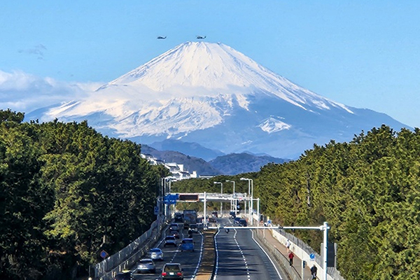 ��4���Ńh���[���n�C�c��\���s����ʂ�����