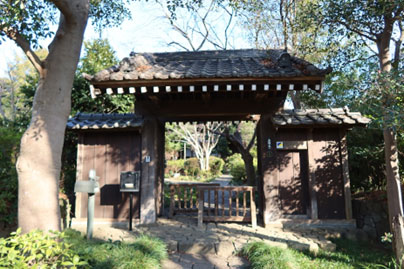 ���q������